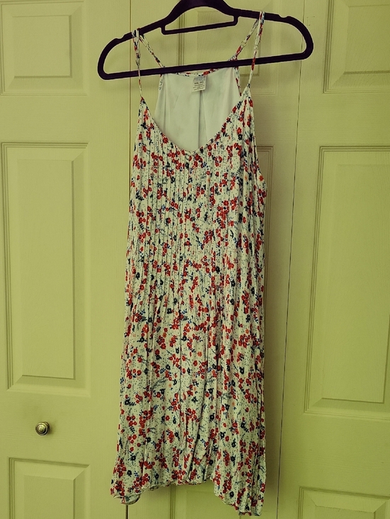 Time and Tru Dresses & Skirts - Time and Tru White Midi Dress with Red Floral Print Size 2X